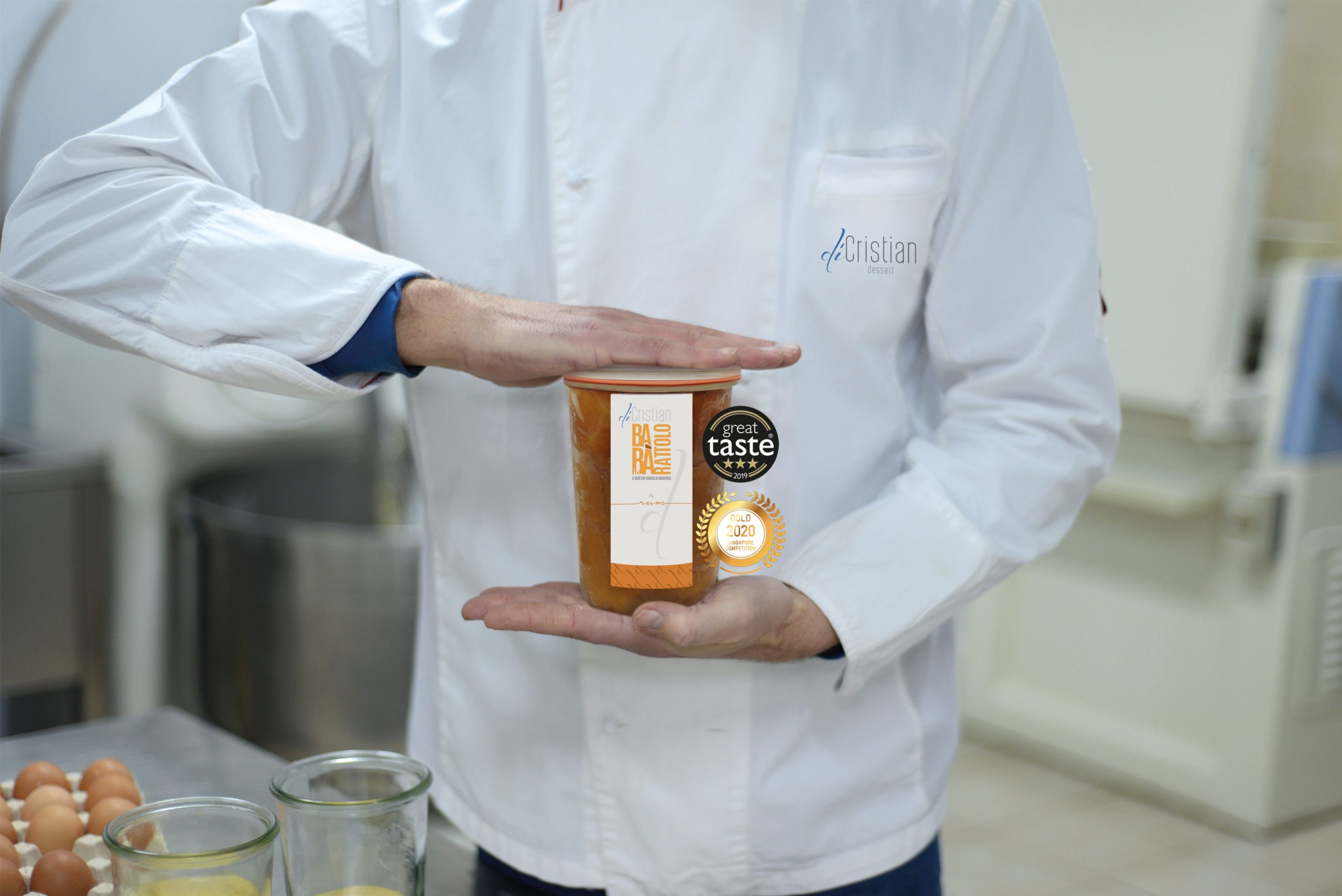 Schoko & Rum Babàrattolo, Riesen Babá im Glas gebacken