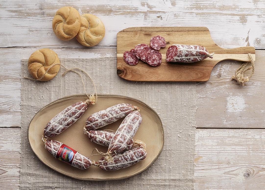 Bergsalami Wolfino di Sauris kaltgeräuchert Bergsalami Wolfino di Sauris kaltgeräuchert