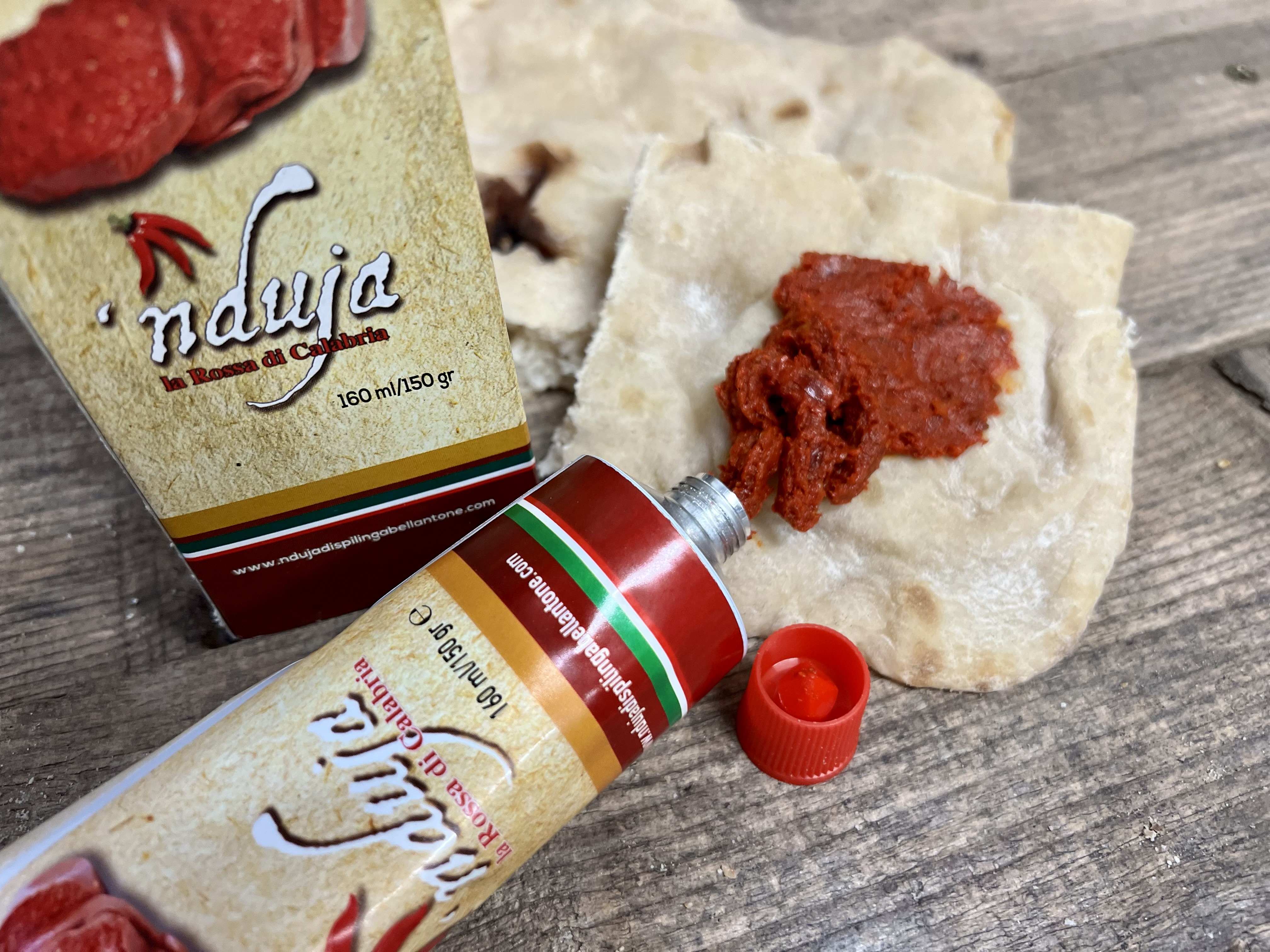 NEU 150g Nduja di Spilinga in der Tube Streichsalami mit 30% scharfe Chili aus Kalabrien