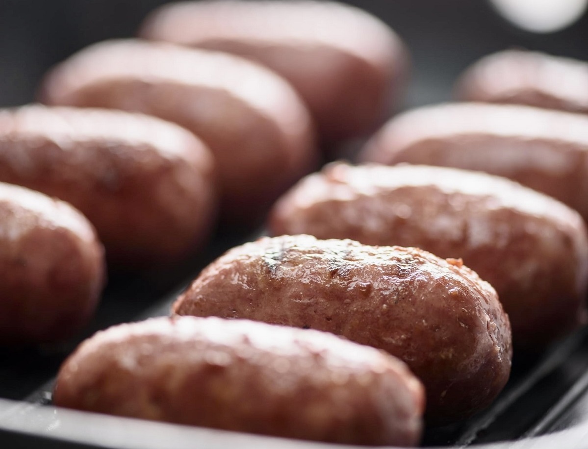 Frische Salsiccia Toskana-Bratwurst mit Rosmarin