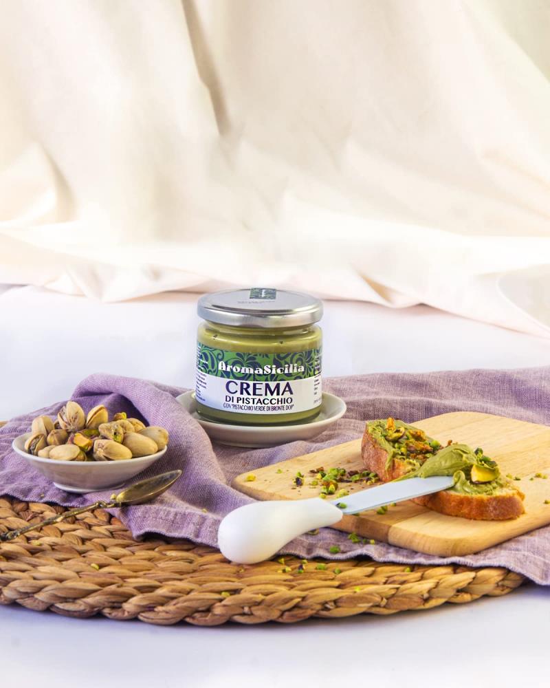 Süße Pistaziencreme mit  30% Bronte Pistazien aus Sizilien