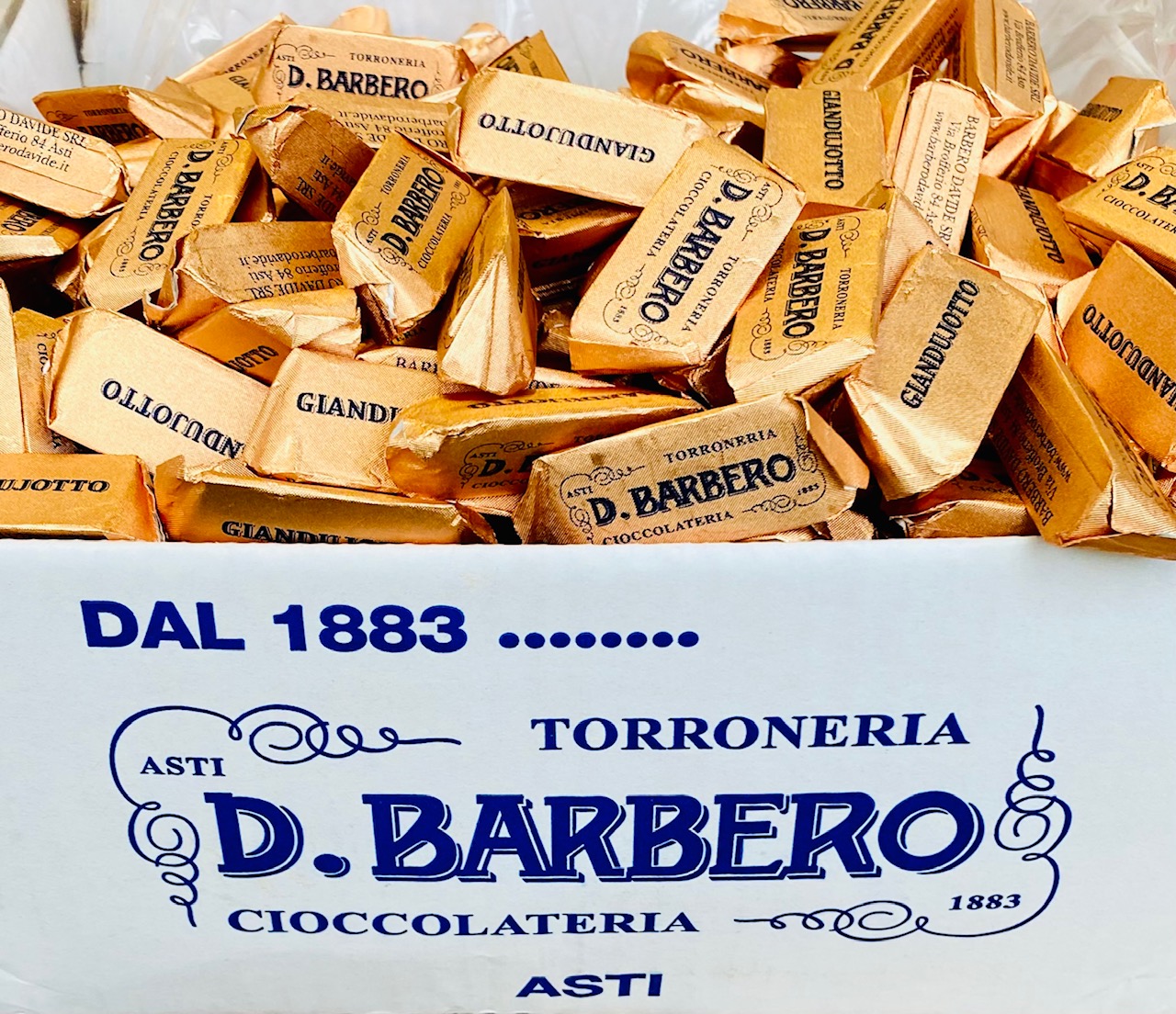 1Kg Vorratsangebot - Giandujotti mit Piemont-Nüsse IGP Barbero Haselnuss Nugat