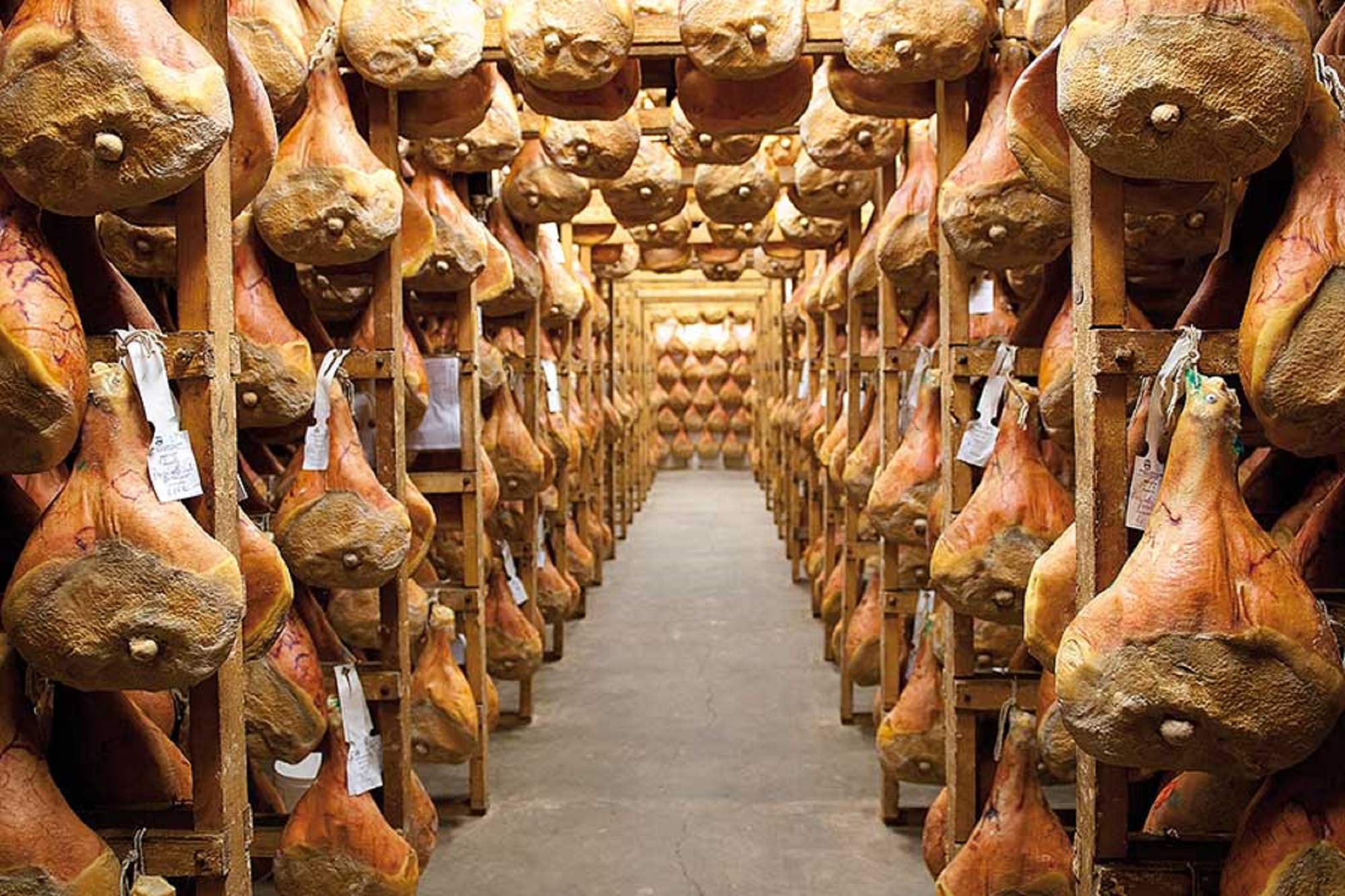 Feinkost Prosciutto Crudo Veneto Berico Euganeo DOP Attilio Fontana aus Montagnana am Stück 18 Monate