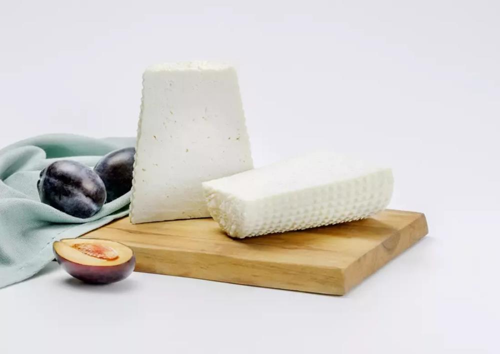 gereifte Schafsmilch Ricotta salata Montella Pecorina aus Sardinien