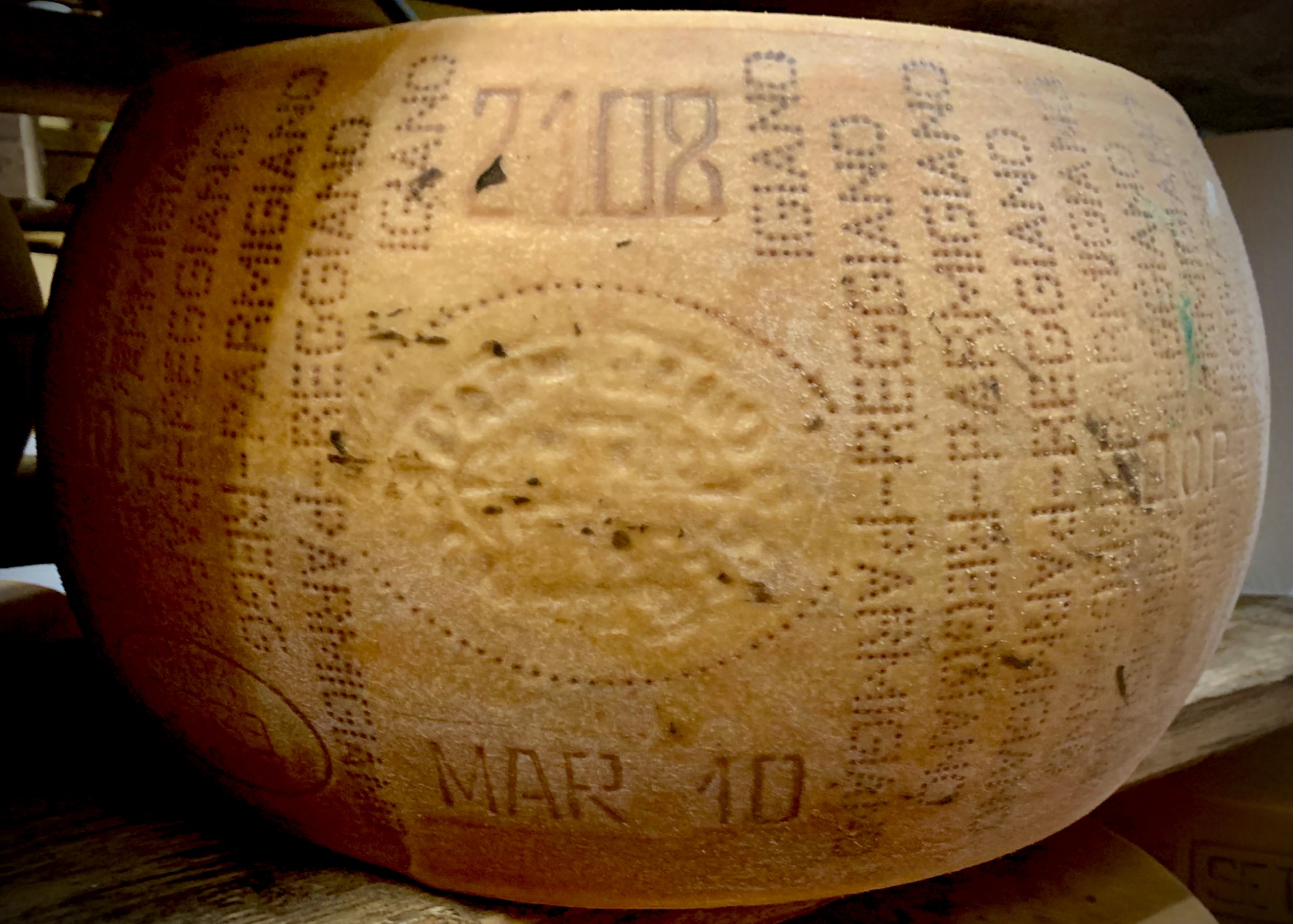 RARITÄT 144 Monate Parmigiano Reggiano DOP Superiore Parmesan Vecchissimo