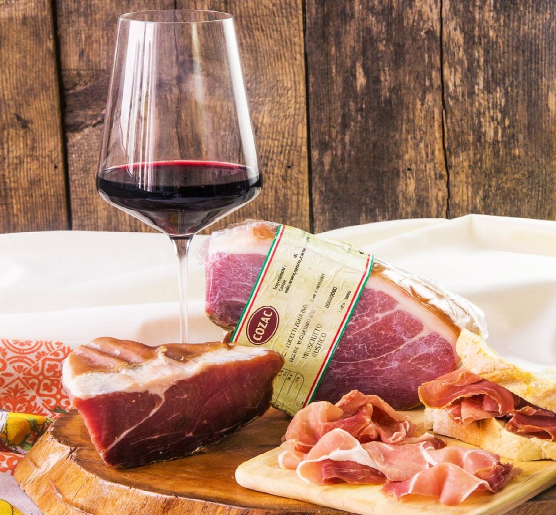 700g Prosciutto Rustico 18 Monate - Luftgetrochnete Schinken Rustikal aus Kalabrien
