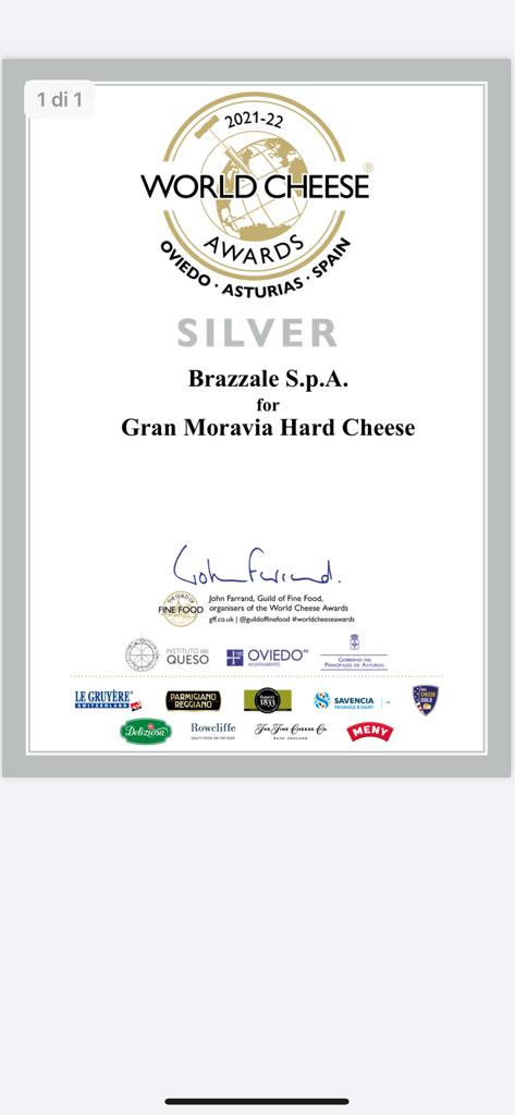 1/2 Laib Gran Moravia Hartkäse