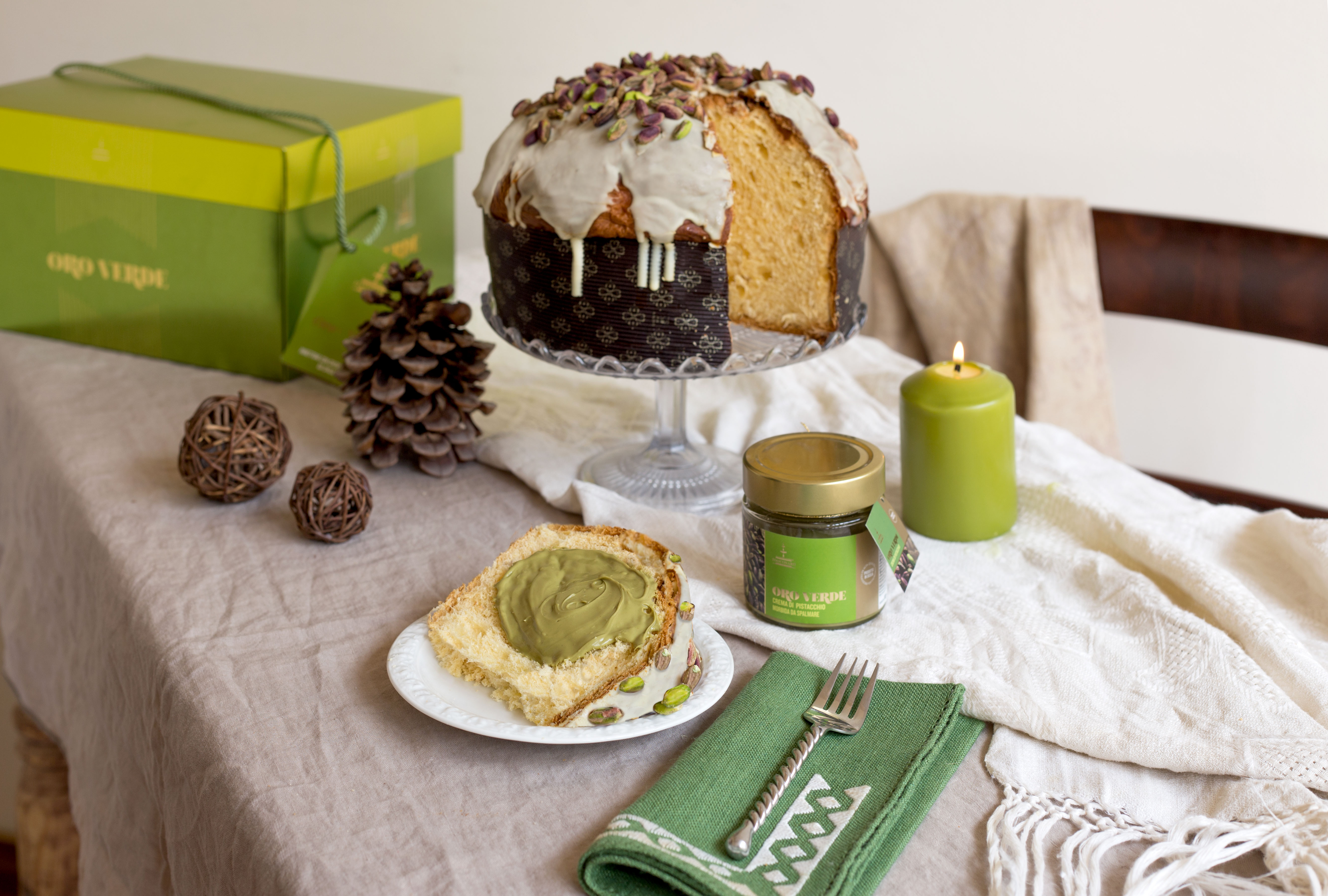 Fiasconaro Panettone Oro Verde 1kg + Crema Pistazien 180g + Messer