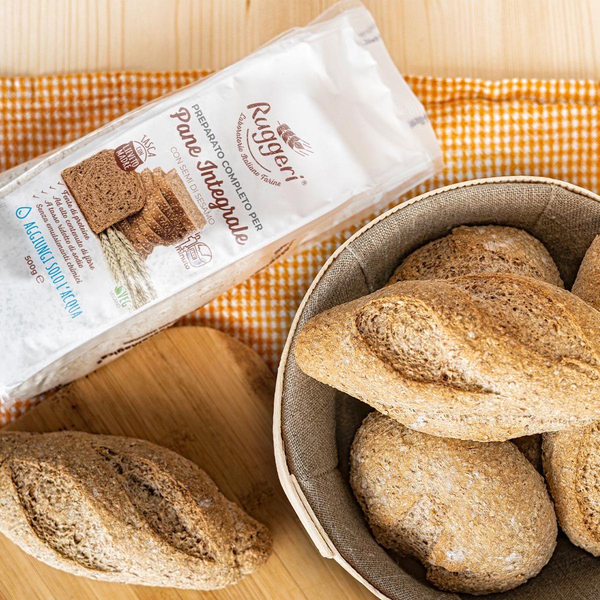 Vollkorn Brot Backmischung mit Mutterteighefe Vollkorn Brot Backmischung mit Mutterteighefe
